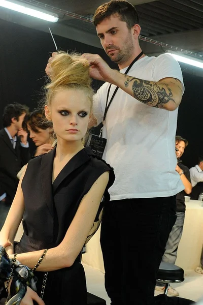 Look 19